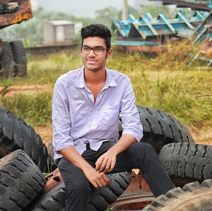 Meet your Posher, Sujit